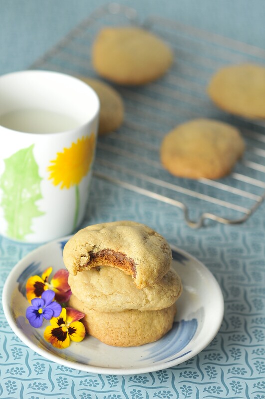 Nutella Stuffed Cookies