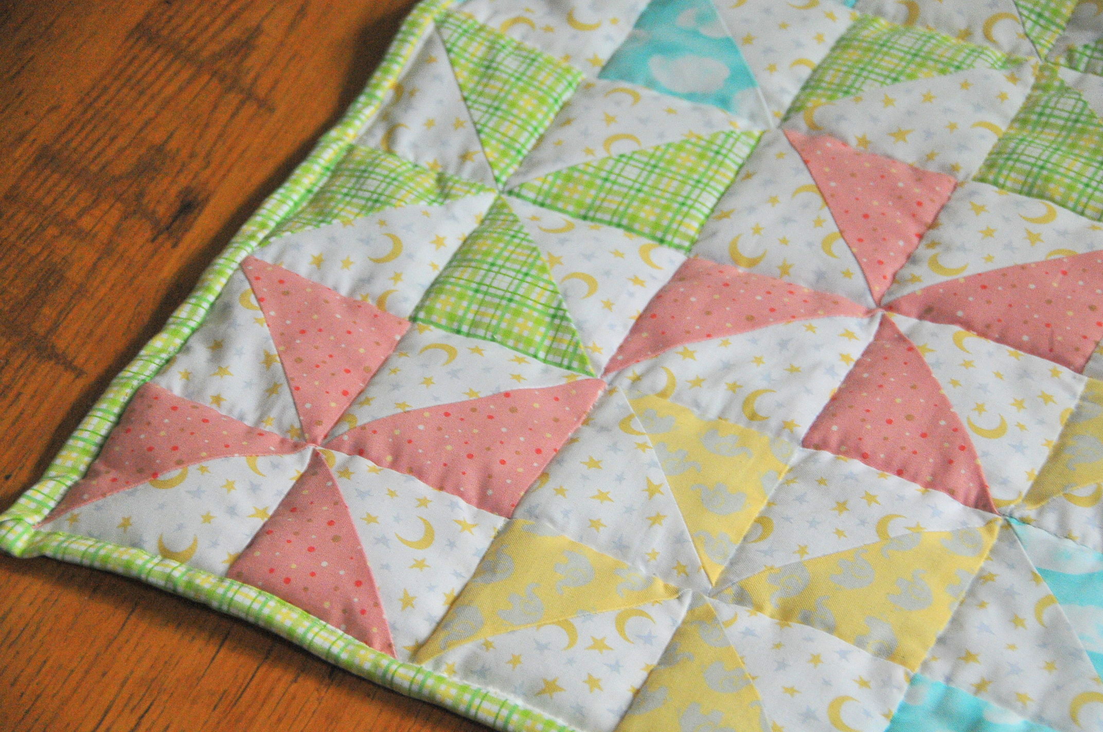 striped pinwheel baby quilt and free pattern kiku corner